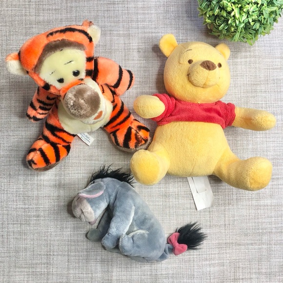 Aden & Anais Pooh muslin swaddle / Disneyland plush Pooh, Tigger, Eeyore bundle - Picture 5 of 9